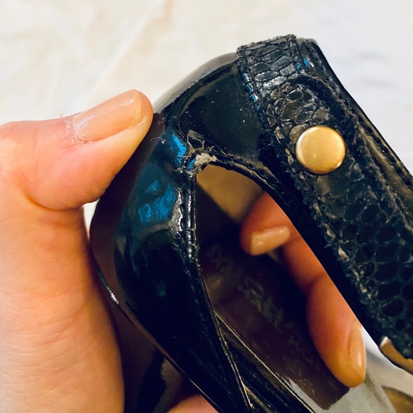 Michael Kors Black Leather Strappy Heel Size 9.5 - Picture 8 of 9